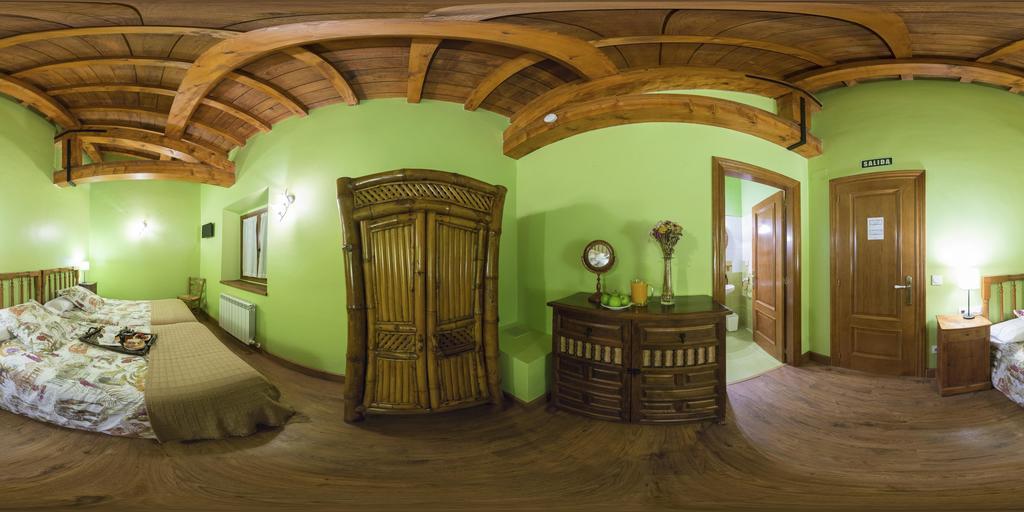 Ekolanda Guest House Esnoz Cameră foto