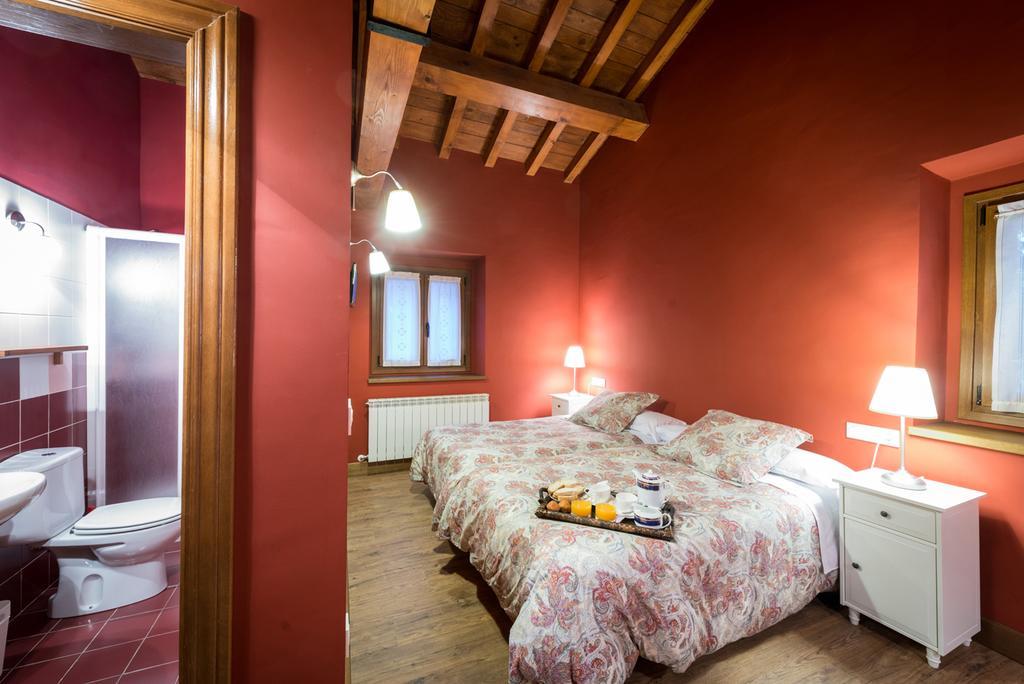 Ekolanda Guest House Esnoz Cameră foto